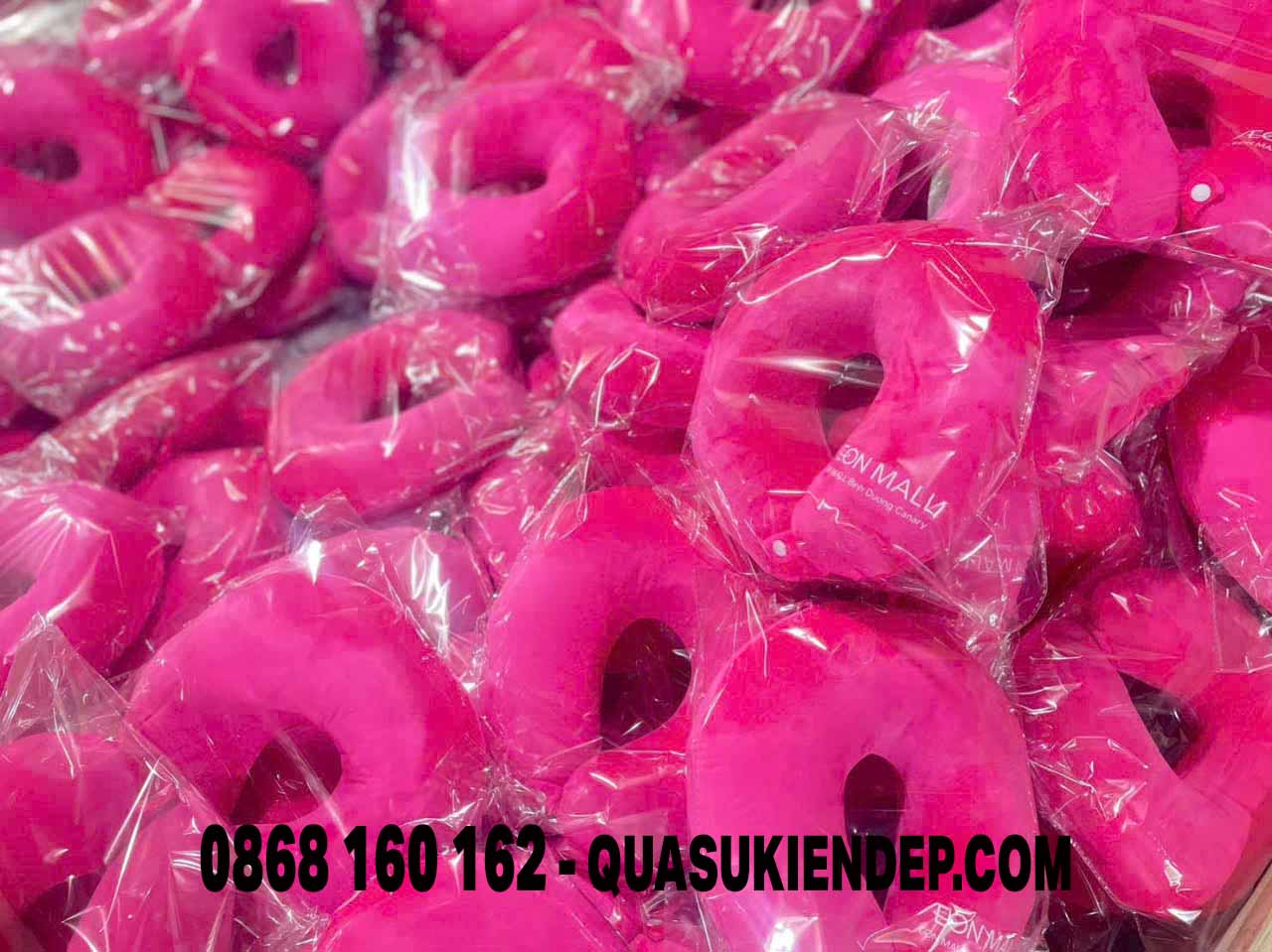 Cung cấp gối chữ U quà tặng